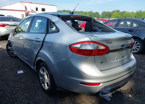 2014 Ford Fiesta Se z USA, uszkodzony, nr VIN 3FADP4BJ8EM118009